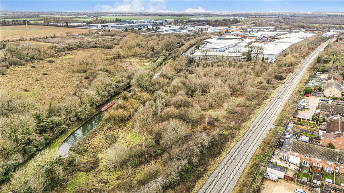 5.9 acres Land, Langford Locks, OX5 - Sold