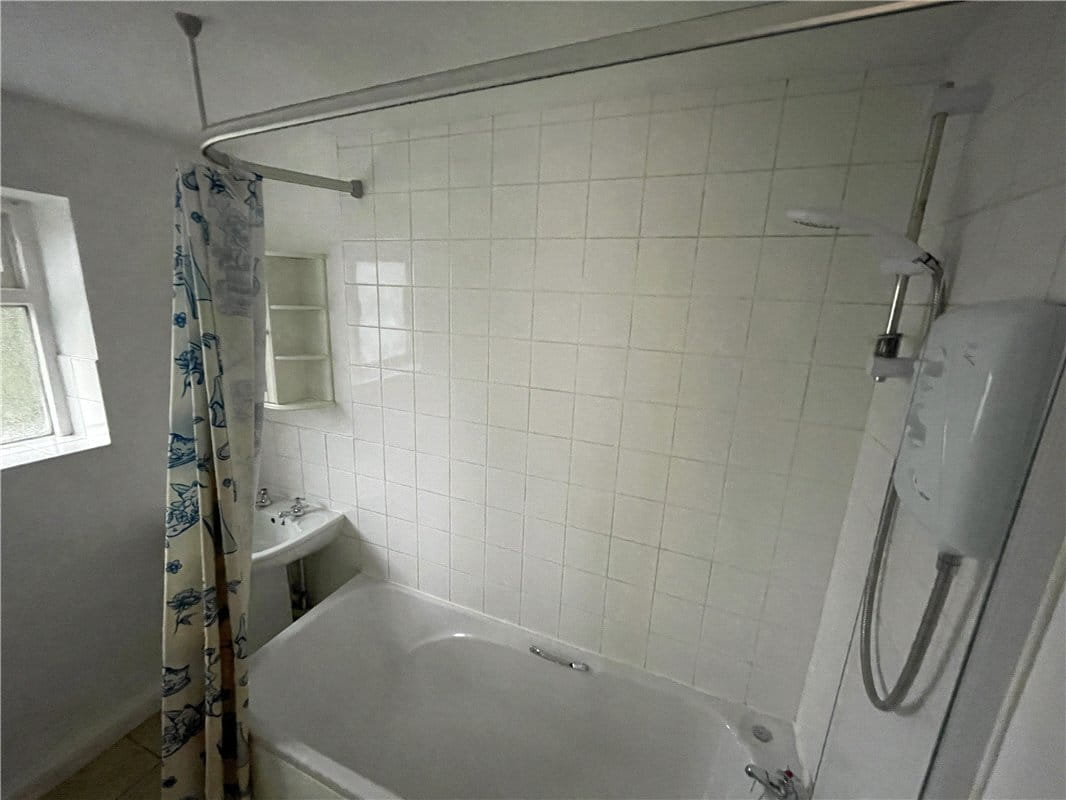  bedroom , Walton, Warwick CV35 - Available