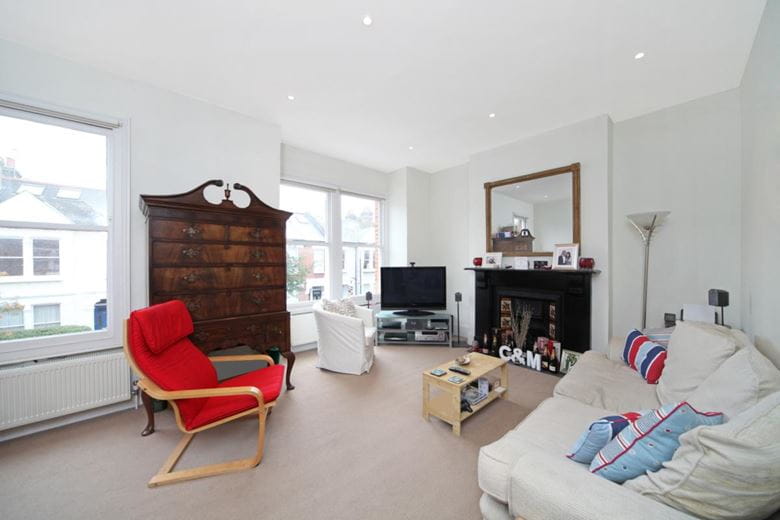 2 bedroom flat, Danehurst Street, London SW6 - Let Agreed