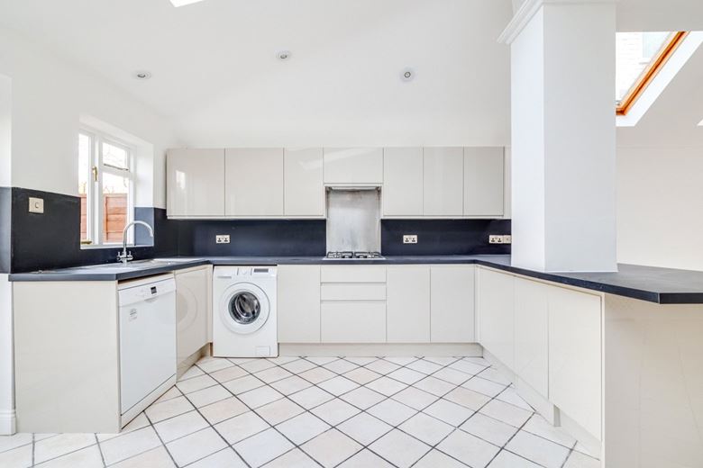 4 bedroom house, Lysia Street, London SW6