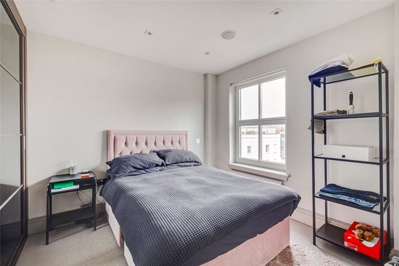 1 bedroom flat, Grayton House, 498-504 Fulham Road SW6 - Available