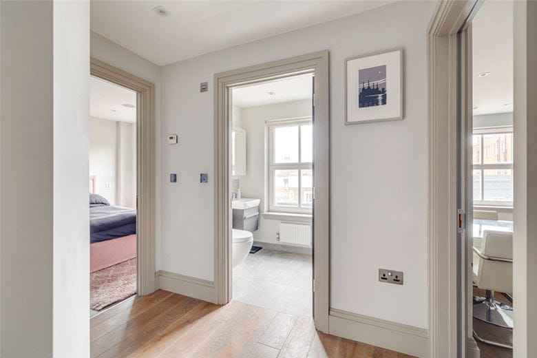 1 bedroom flat, Grayton House, 498-504 Fulham Road SW6 - Available