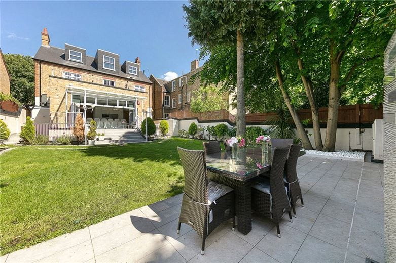 5 bedroom house, Fulham Palace Road, Fulham SW6 - Available