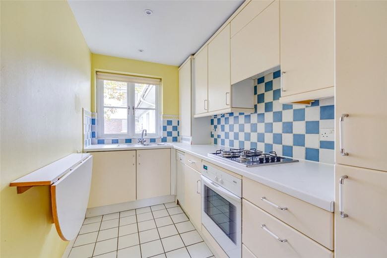 1 bedroom flat, Brompton Park Crescent, London SW6 - Let Agreed