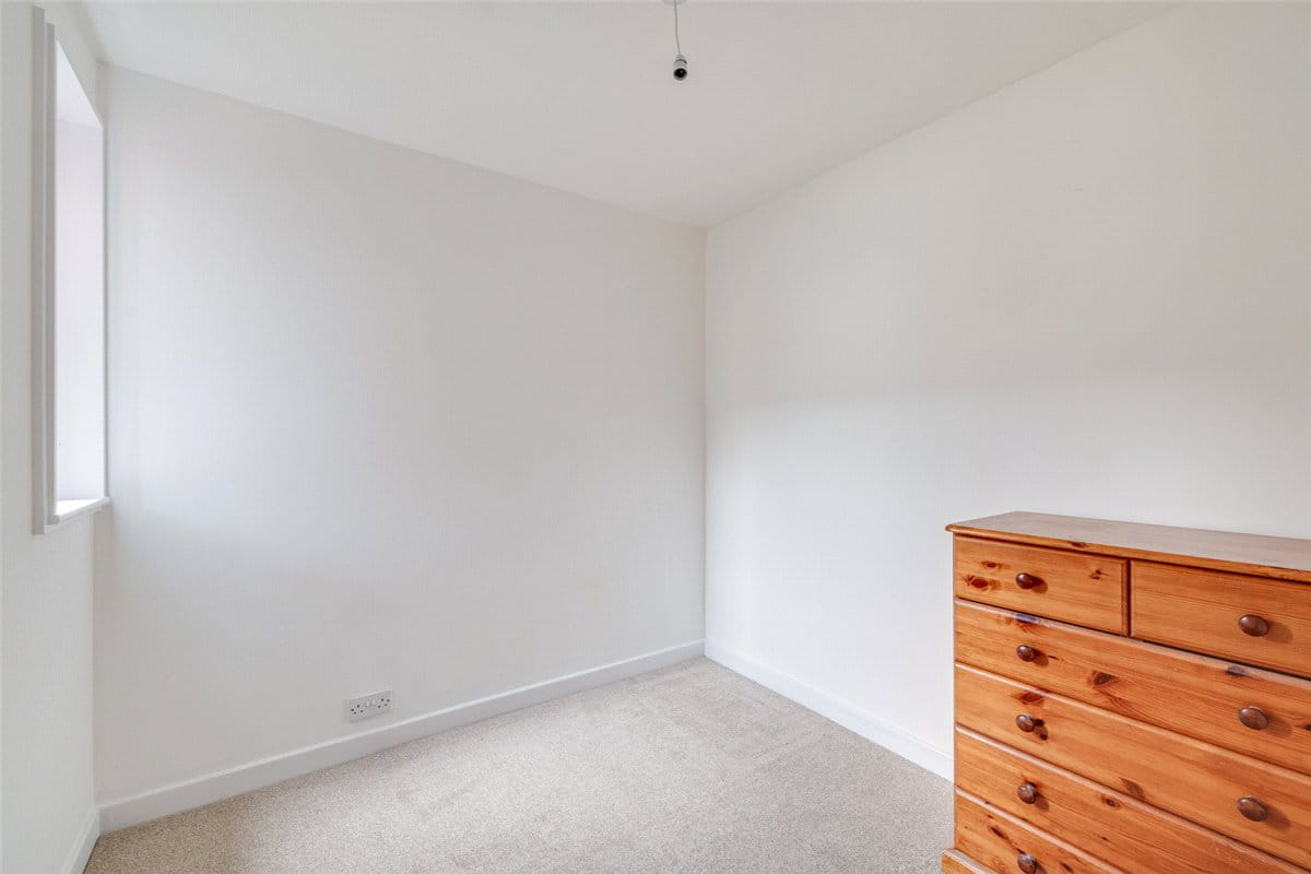 1 bedroom flat, Mayfield Road, London W12