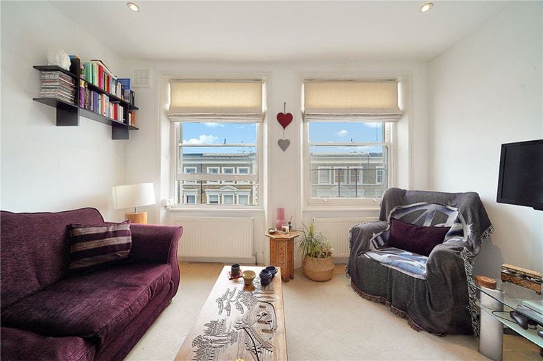1 bedroom flat, Castletown Road, London W14 - Let Agreed