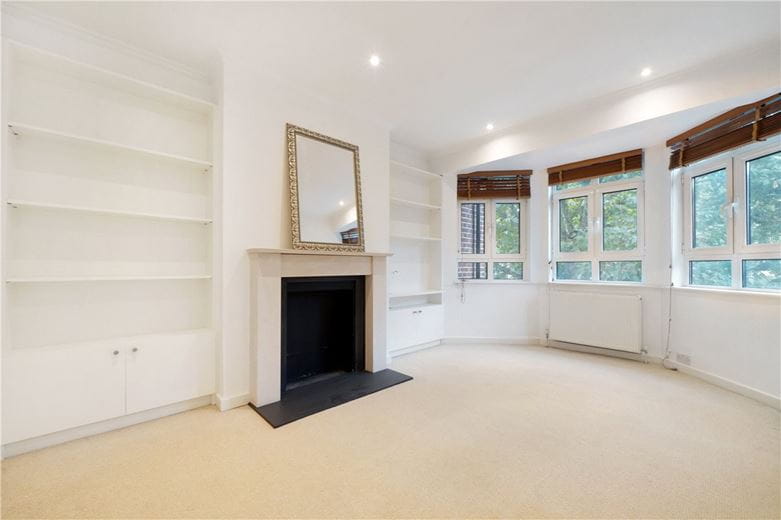 2 bedroom flat, Parsons Green, London SW6 - Let Agreed