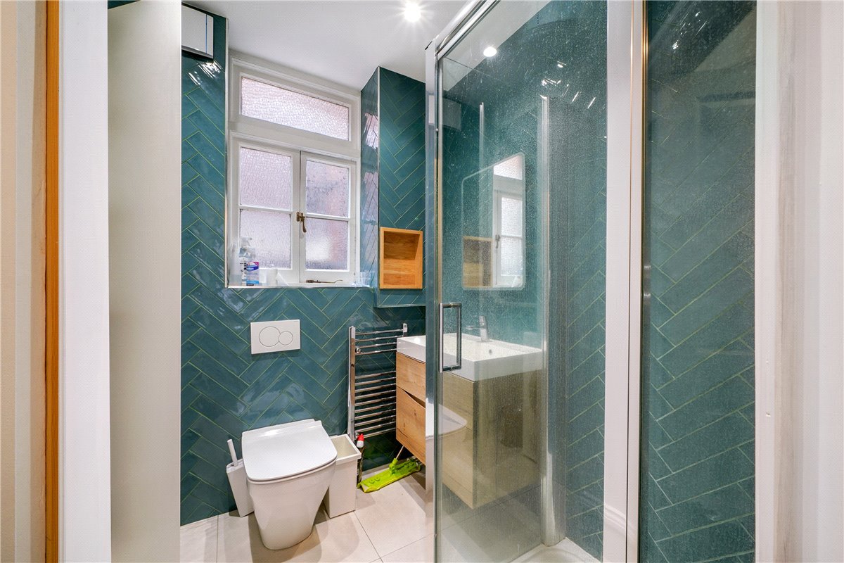 3 bedroom flat, Arundel Mansions, Kelvedon Road SW6 - Let Agreed