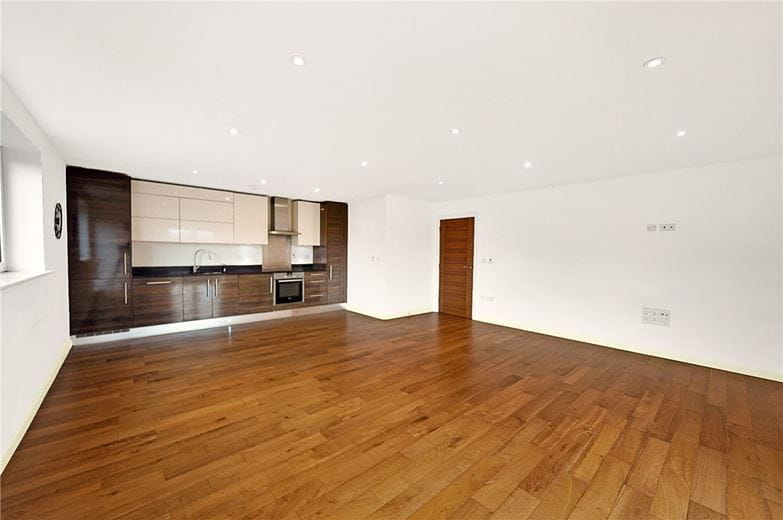 2 bedroom flat, Wyfold Road, London SW6 - Available