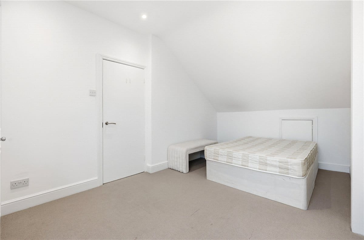 5 bedroom house, Farm Lane, London SW6 - Available