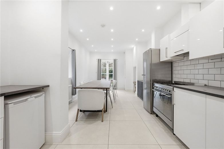 5 bedroom house, Farm Lane, London SW6 - Available