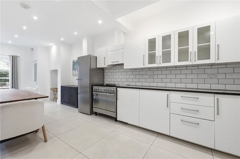 5 bedroom house, Farm Lane, London SW6 - Available