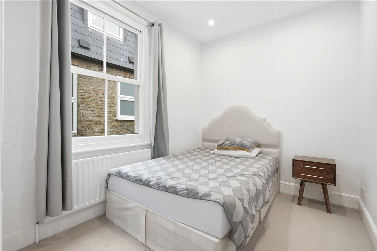 5 bedroom house, Farm Lane, London SW6 - Available