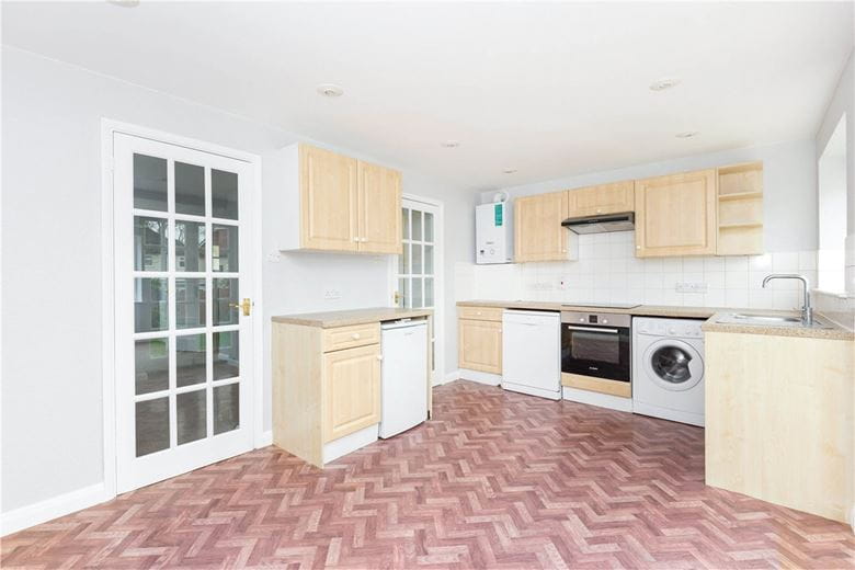 3 bedroom house, Augusta Road, Twickenham TW2 - Available