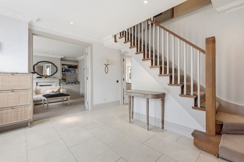 5 bedroom house, Belgrave Road, Barnes SW13 - Available