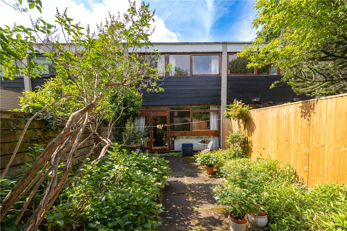3 bedroom house, Tibbets Close, London SW19 - Sold STC