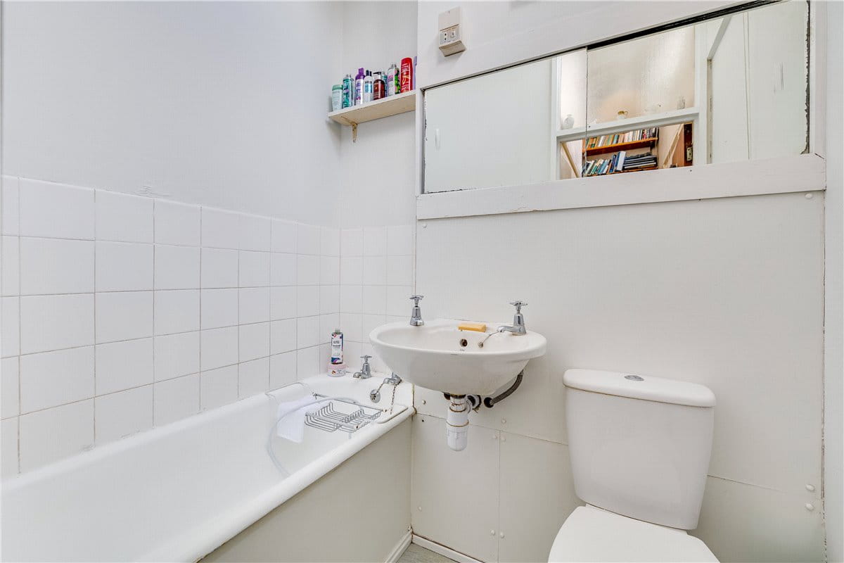 3 bedroom house, Tibbets Close, London SW19 - Sold STC