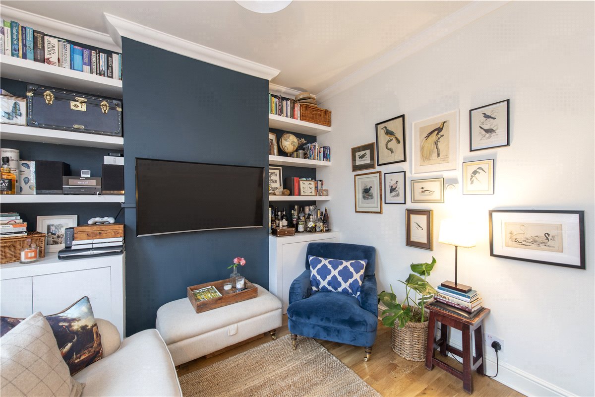 2 bedroom house, Lydden Grove, London SW18 - Sold