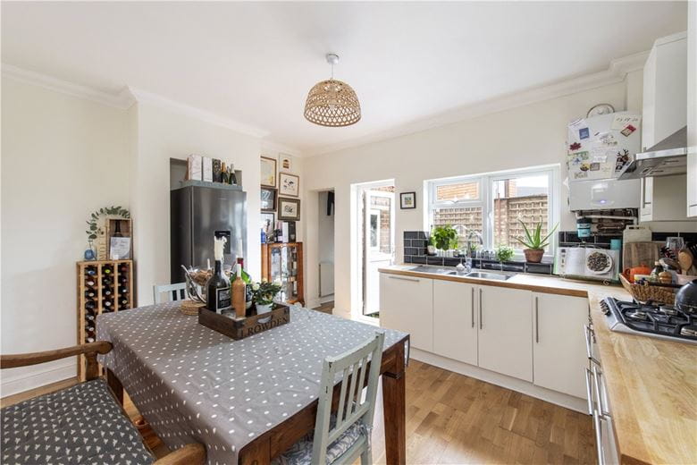 2 bedroom house, Lydden Grove, London SW18 - Sold