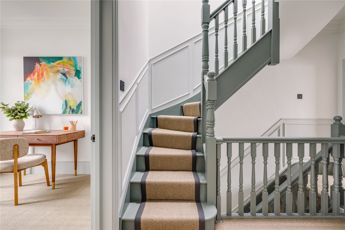 5 bedroom house, Byfeld Gardens, London SW13 - Sold STC