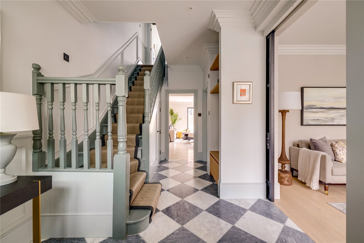 5 bedroom house, Byfeld Gardens, London SW13 - Sold STC