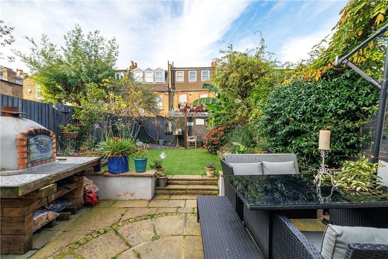 4 bedroom house, Replingham Road, London SW18 - Sold