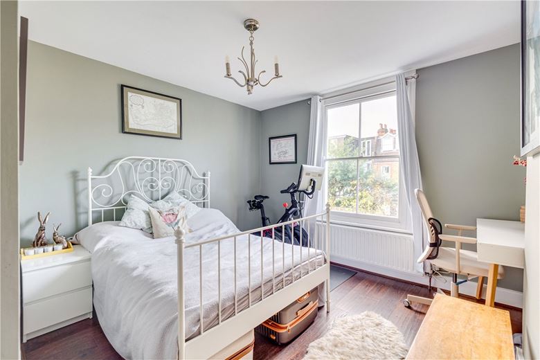 4 bedroom house, Replingham Road, London SW18 - Sold