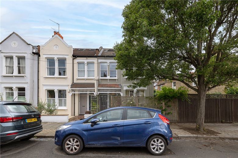 2 bedroom flat, Trentham Street, London SW18 - Sold