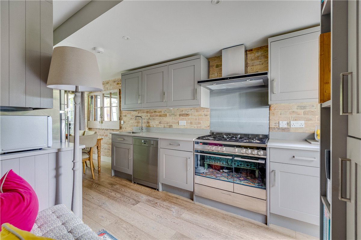 2 bedroom flat, Trentham Street, London SW18 - Sold