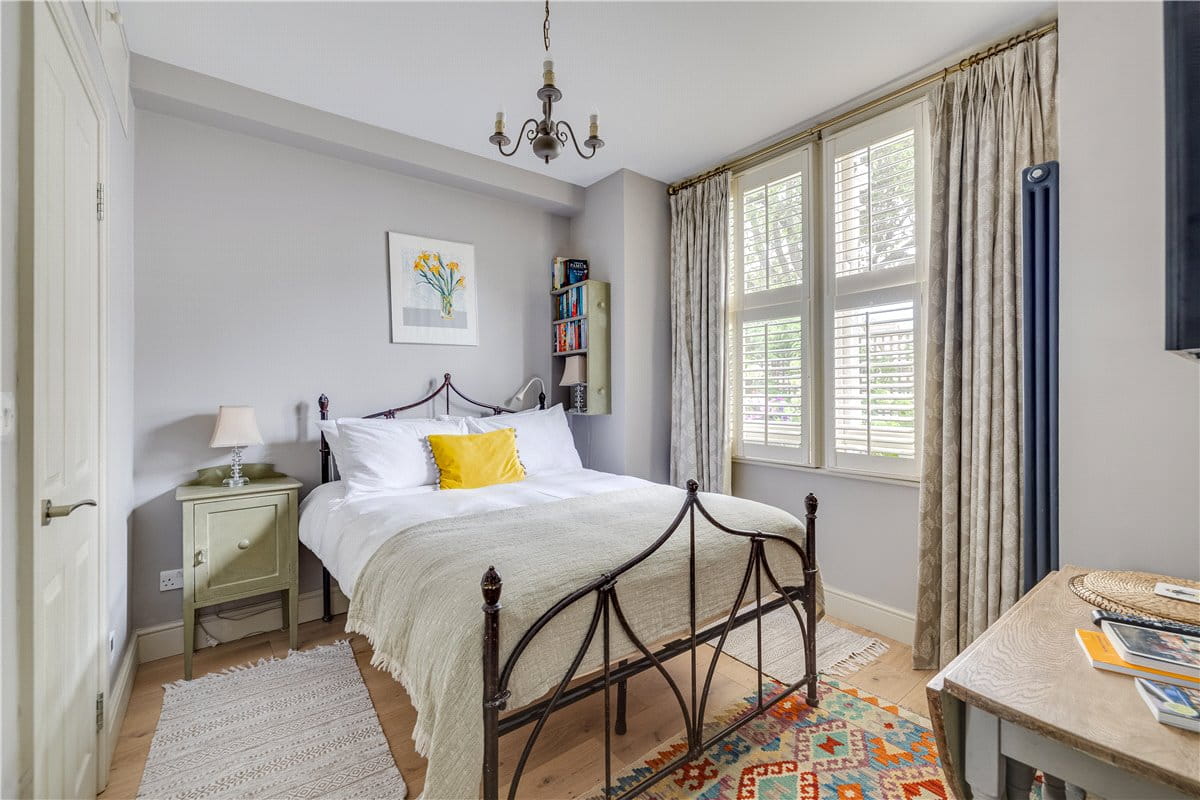 2 bedroom flat, Trentham Street, London SW18 - Sold