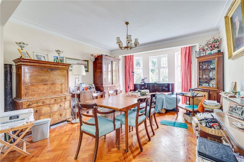 4 bedroom house, West Hill Road, London SW18 - Sold STC