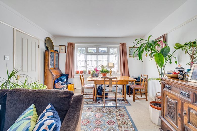 4 bedroom house, Limes Avenue, London SW13 - Available