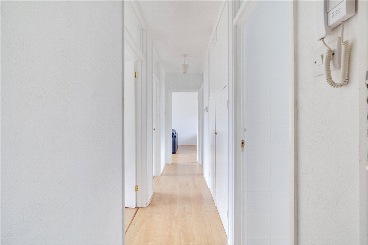 2 bedroom flat, Albert Drive, London SW19 - Sold