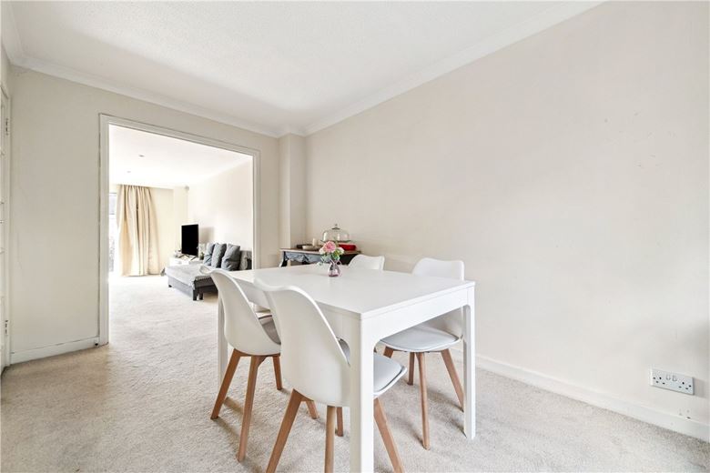 3 bedroom house, Heights Close, Hillview SW20 - Sold STC