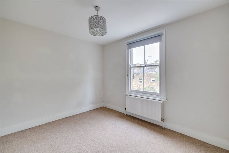 2 bedroom flat, Cromford Road, London SW18 - Sold STC