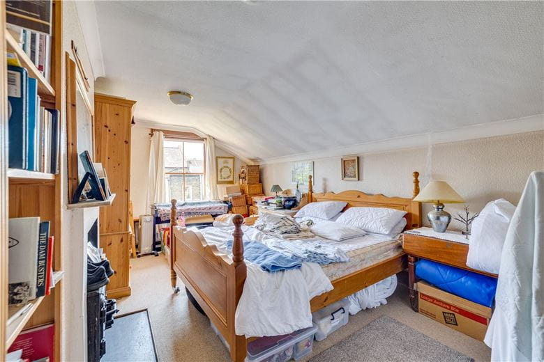 4 bedroom house, Ringford Road, London SW18 - Sold STC