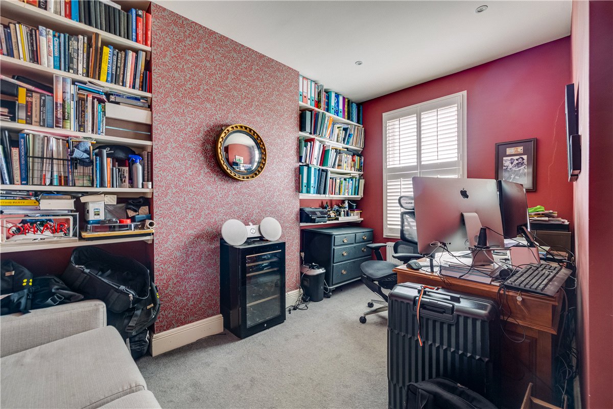 4 bedroom house, Elborough Street, London SW18 - Sold STC