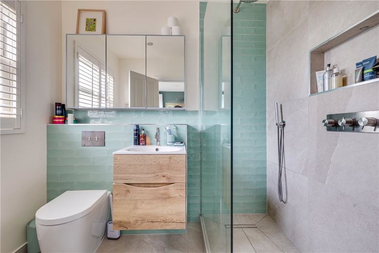 4 bedroom house, Elborough Street, London SW18 - Sold STC