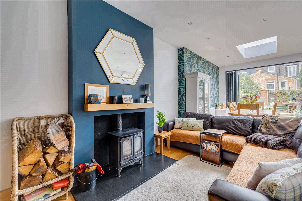 4 bedroom house, Elborough Street, London SW18 - Sold STC