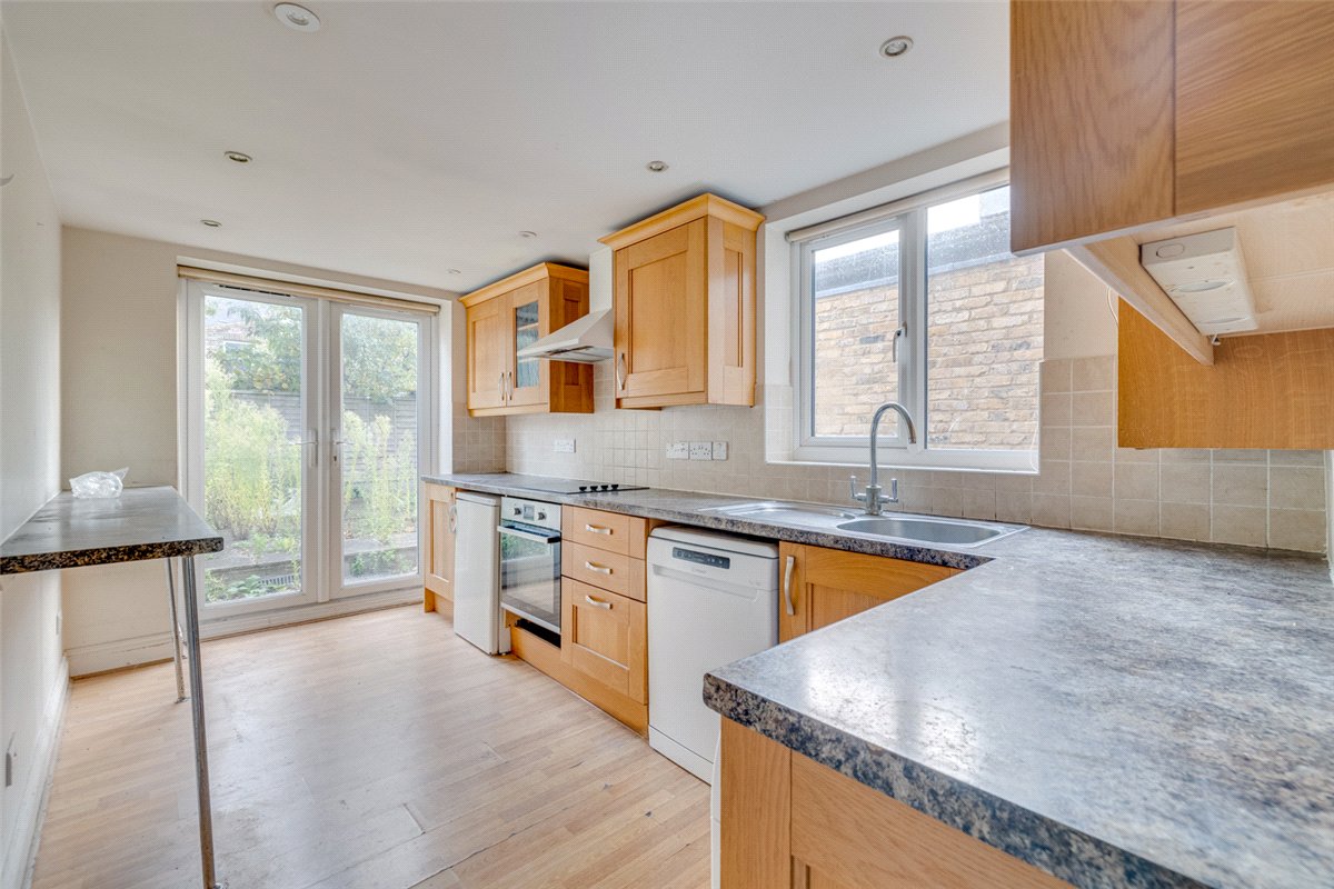 3 bedroom house, Longfield Street, London SW18 - Sold STC