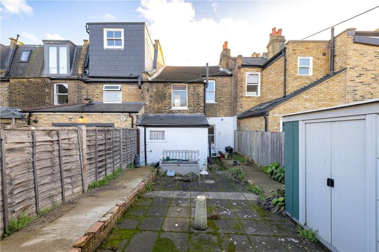3 bedroom house, Longfield Street, London SW18 - Available