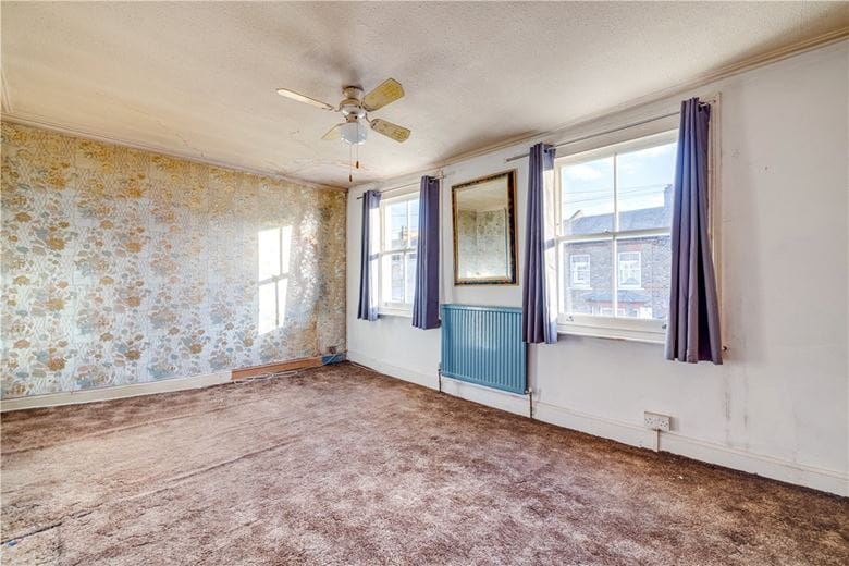 3 bedroom house, Longfield Street, London SW18 - Available