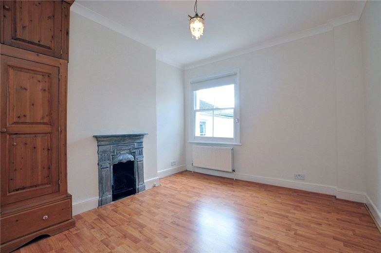 4 bedroom house, White Hart Lane, Barnes SW13 - Sold STC