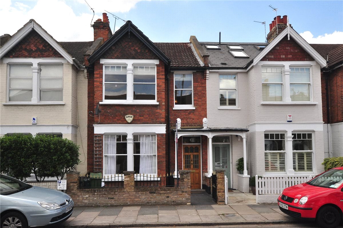 4 bedroom house, White Hart Lane, Barnes SW13 - Sold STC