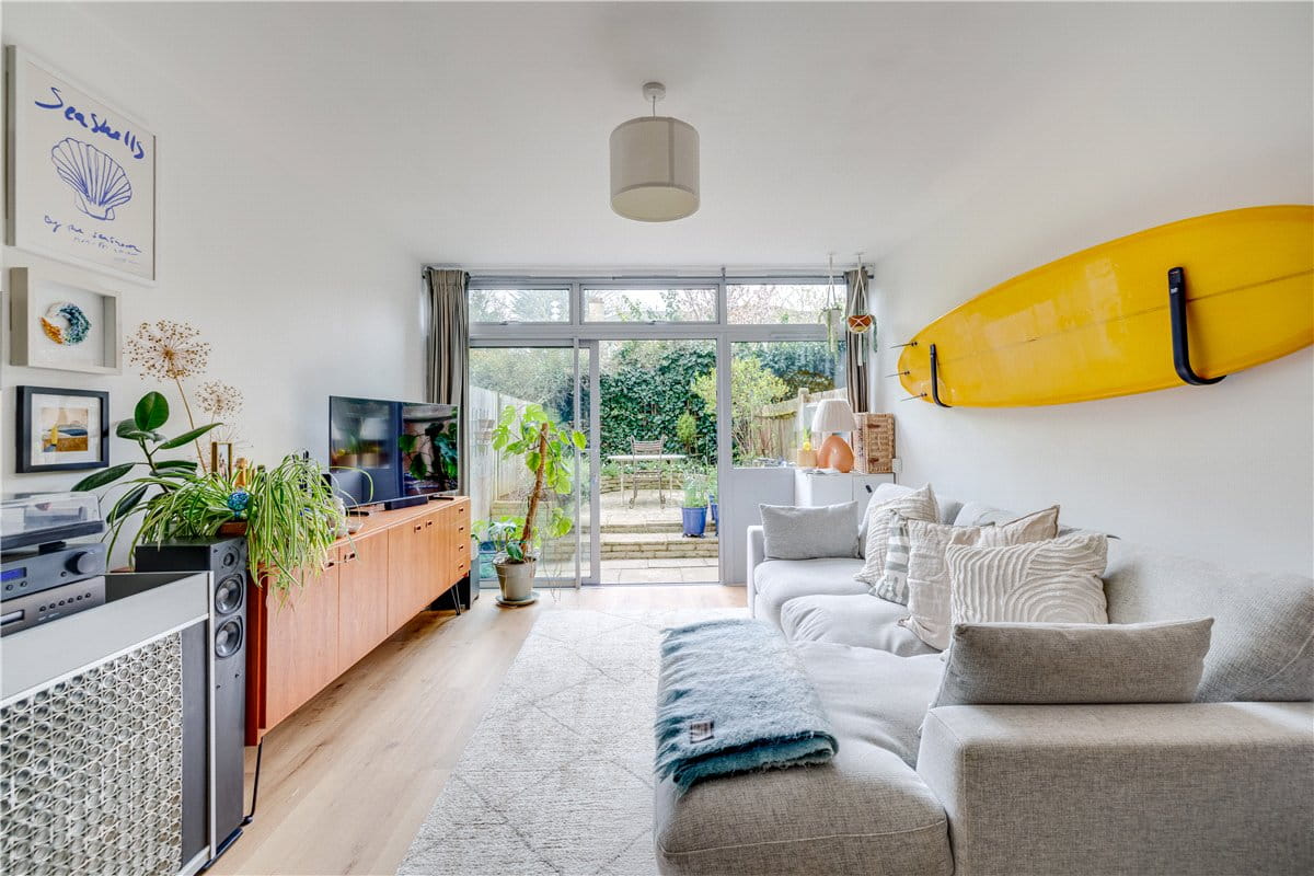 2 bedroom maisonette, Claudia Place, London SW19 - Sold STC