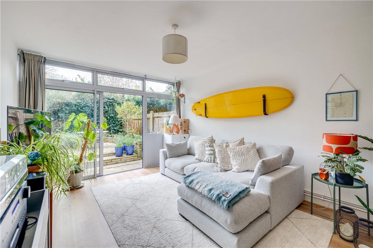 2 bedroom maisonette, Claudia Place, London SW19 - Sold STC