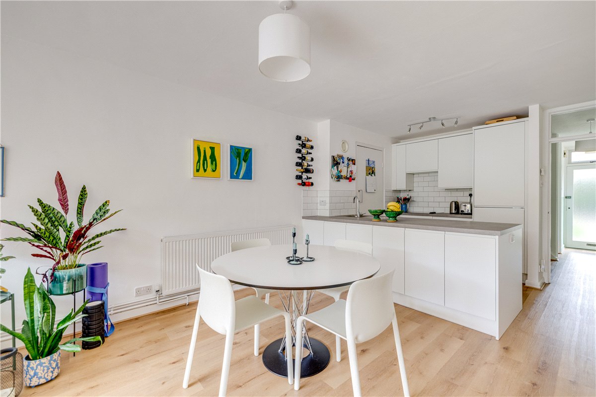 2 bedroom maisonette, Claudia Place, London SW19 - Sold STC