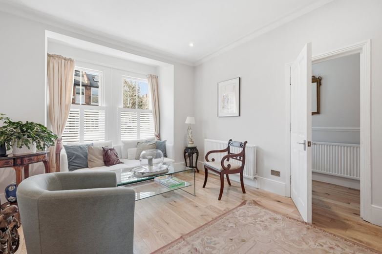 5 bedroom house, Second Avenue, London SW14 - Sold STC