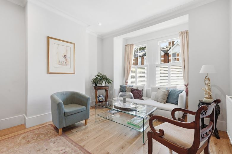 5 bedroom house, Second Avenue, London SW14 - Sold STC