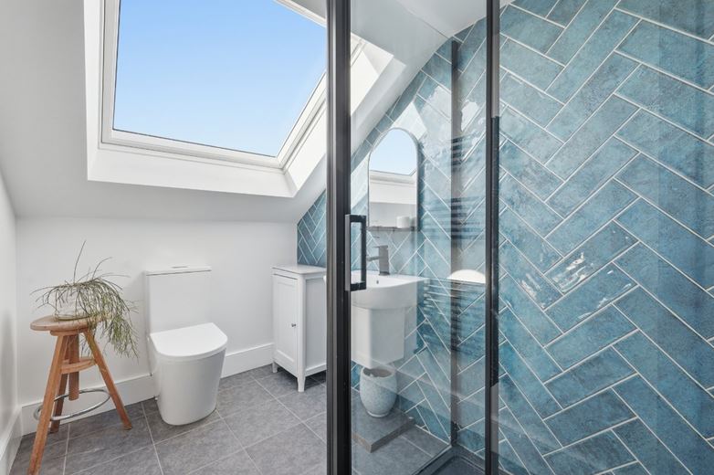 5 bedroom house, Second Avenue, London SW14 - Sold STC